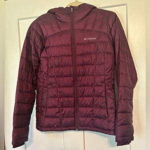 Columbia puffer jacket with hood size medium
